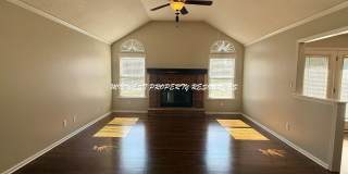 Ranch in Lee's Summit For Lease - Crisp, Clean and New! Gallery 7