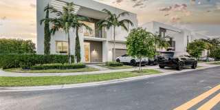 7446 Northwest 99th Court Gallery 1