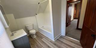3 Bedroom in Moline Ready August 1st! 3 Bedroom in Moline Ready August 1st! Gallery 12
