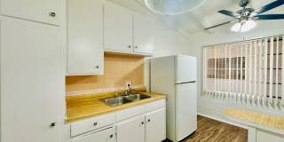 Swan Court Apartments - 1 and 2 Bedroom Homes! Gallery 18