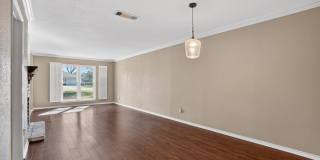 Charming 2BR Townhome in Beaumont Gallery 9
