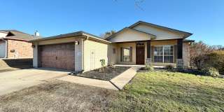 Viewable April 15th! Pets Accepted! Gallery 1