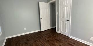 3 bedroom, 1 bath home Gallery 15
