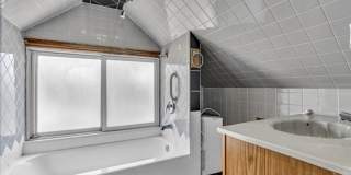 633 Mcgillvray Pl Gallery 11