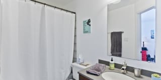 1827 W Oakdale Gallery 2