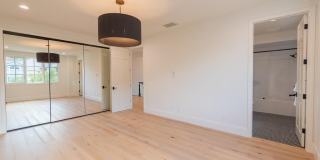 2390 Crombie Court Gallery 32