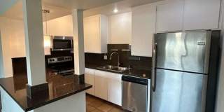 Upgraded 2 Bedroom 2 Bath Condo, Available Now! Gallery 16