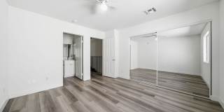 6616 Sylmar Ave Gallery 15