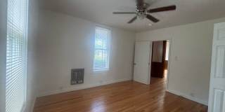 Your perfect 4-bed / 2-beth home in Elizabethton awaits! $2400 Gallery 16