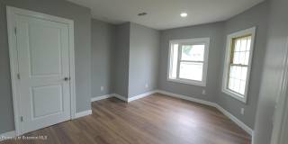 215 S Valley Avenue Gallery 10