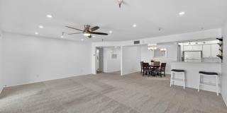 425 S Parkcrest Gallery 4
