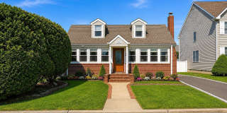1901 Meadow Road Gallery 1