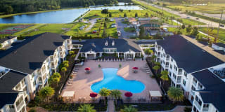 The Retreat at Trinity Age 55+ Apartment Homes Gallery 11