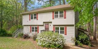 Fully Repainted 2be/1.5ba Duplex With Easy Access To The Highway Gallery 1