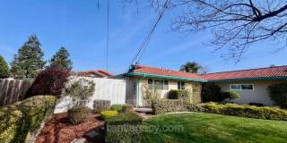 3884 Bayview Cir Gallery 1