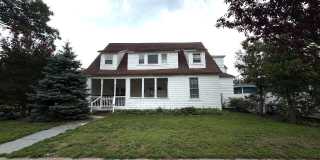80 Shore Boulevard Gallery 1