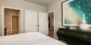 SkyStone Gallery 30
