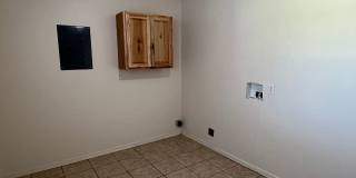 2508 N National Gallery 14