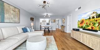 Available on May 27 - Stunning Furnished Waterfront Condo – 2 Beds / 2 Baths with Gulf-to-Bay Views! Gallery 9