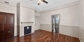 Ideal for Medical Professionals & Students – Spacious 5BR Near Downtown Gallery 17