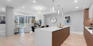 144 W Erie Gallery 7