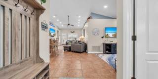 Gorgeous 4 bedroom pool house for rent w/ deeded beach access + pool & yard service included in the rent! Gallery 4