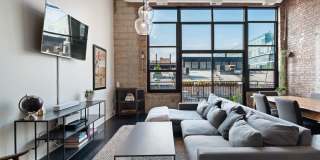 215 N Aberdeen Street Gallery 4