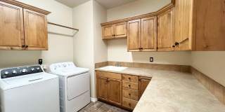 5 Bed 3 Bath Bridge Tower Beauty Gallery 17