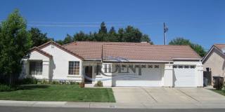 4 bedroom, 2 bath house with approx. 2,144 square feet Gallery 1