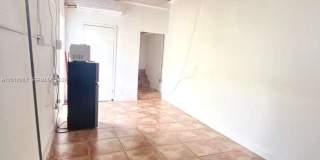 1875 NE 177th St Gallery 2