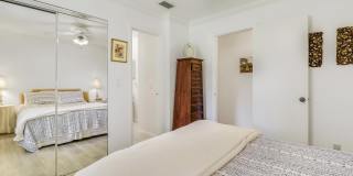 1329 Chippewa Street Gallery 10