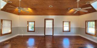 217 S Walnut Street Gallery 8