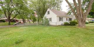 3BR Home on Large Corner Lot – NW Rochester Gallery 21