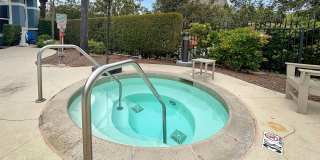SD: Bright 2BD/2.5BA Townhome in Point Loma with Fireplace, Private Balcony & Tandem Garage Gallery 29