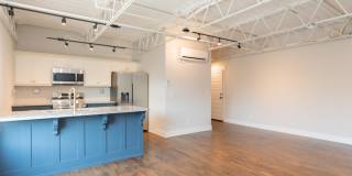 614 E Main Street Gallery 3