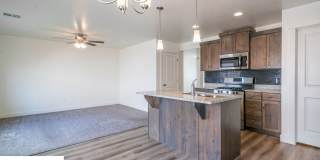 Private 4 Bedroom Corner Unit Gallery 32
