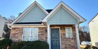 PRE-LEASING FOR AUGUST 1 2026! 1/2 Off Deposit! Gallery 1