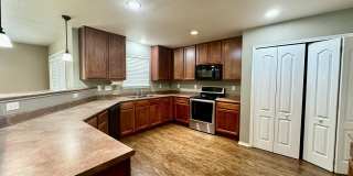 13710 York Woods Gallery 6