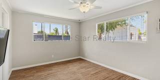 6720 N 12th Pl Gallery 22