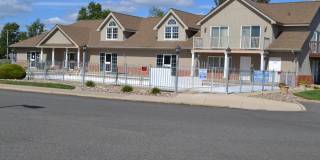 Harlen Court Rentals Gallery 8