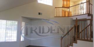 Large 4 bedroom, 3 bath house located on a large lot Gallery 5