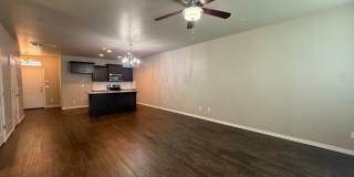 3 Bed 2.5 Bath 1 Car Garage Duplex In Moore * Reduced Rate!!! Gallery 9