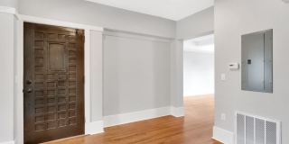 Linwood Apartments Gallery 11