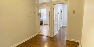 5 Battery St Gallery 4