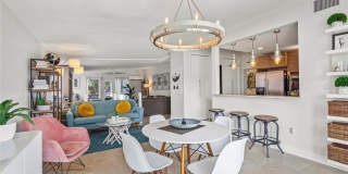 2/2 luxury pool home in Sarasota, unfurnished annual rental Gallery 6