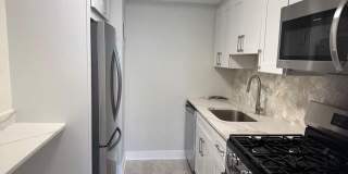 604-36 S WASHINGTON SQUARE Gallery 4