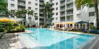 Pearl Dadeland Gallery 26