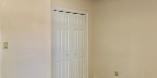Charming Updated Home, Quiet Street Near Base, Fenced Yard! Gallery 16
