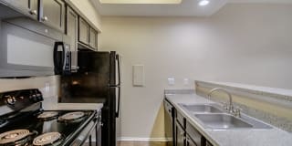 Woodchase Apartments Gallery 30