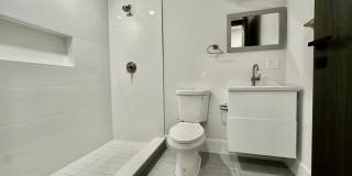 Luxurious 5-bed/4 bath Fort Hill apartment near Near BU and Northeastern - great location! Gallery 10